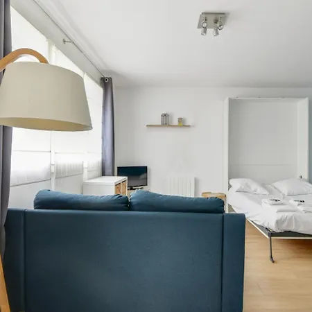 Casa vacanze Quiet Between Train Stations And The Opera.