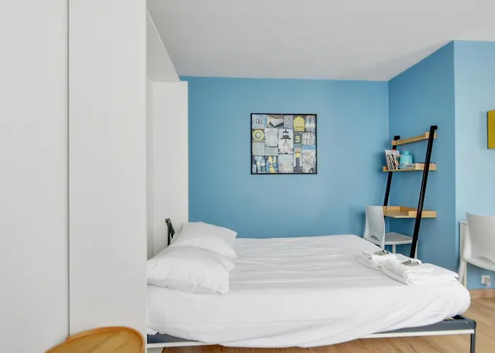 Quiet Between Train Stations And The Opera. Vakantiehuis *