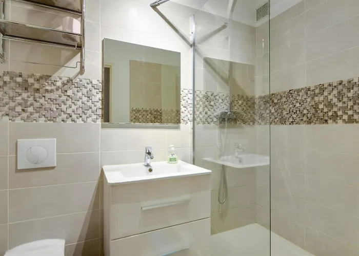 Vakantiehuis Quiet Between Train Stations And The Opera. Rijsel